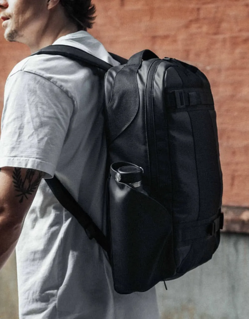 Db Skateboarding 20L Daypack - Black Out